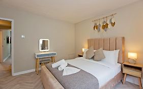 Imperial Leinster Garden Apartment